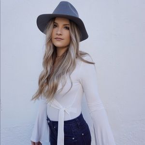 Meet your Posher, Hope